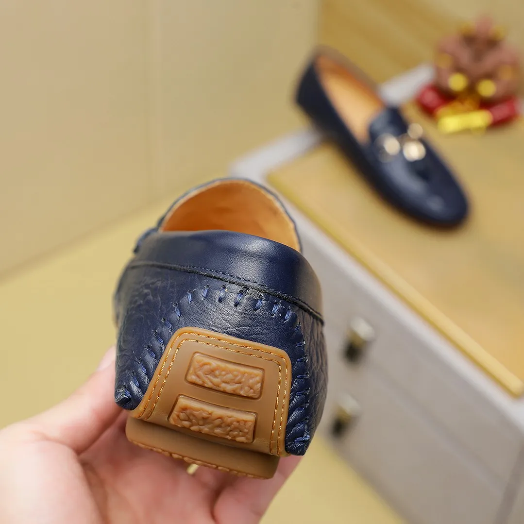 Men's shoes💰360💰🕷🕷️【 GUCCI 】Gucci's best-selling trendy men's casual slip-on shoes 🇨🇳Official website original 1:1 mold 💯Original quality, fine workmanship ☘Fashionable and versatile, perfect shape, comfortable on the feet 🍓Trendy men's recommended model, imported cowhide on the top layer 🎋High-quality pigskin lining, rubber wear-resistant and non-slip outsole, high-end atmosphere, worth owning 🍉Optional 38-44